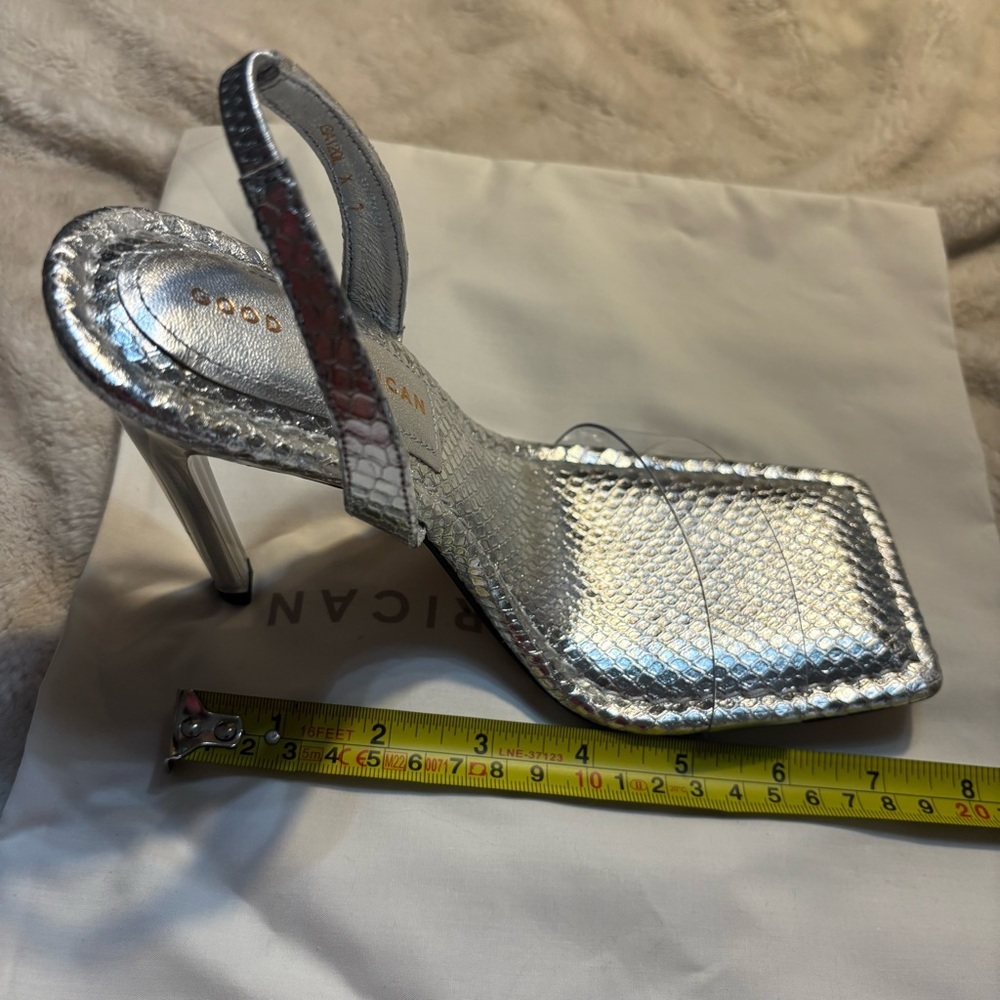 NEW Good American Heels Size 7 Metallic Silver Clear front Strap Made in Spain - Picture 13 of 16